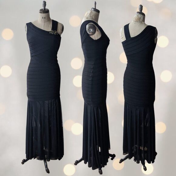 Nordstrom Xscape - Size 6 - Party Dress - Picture 2 of 3